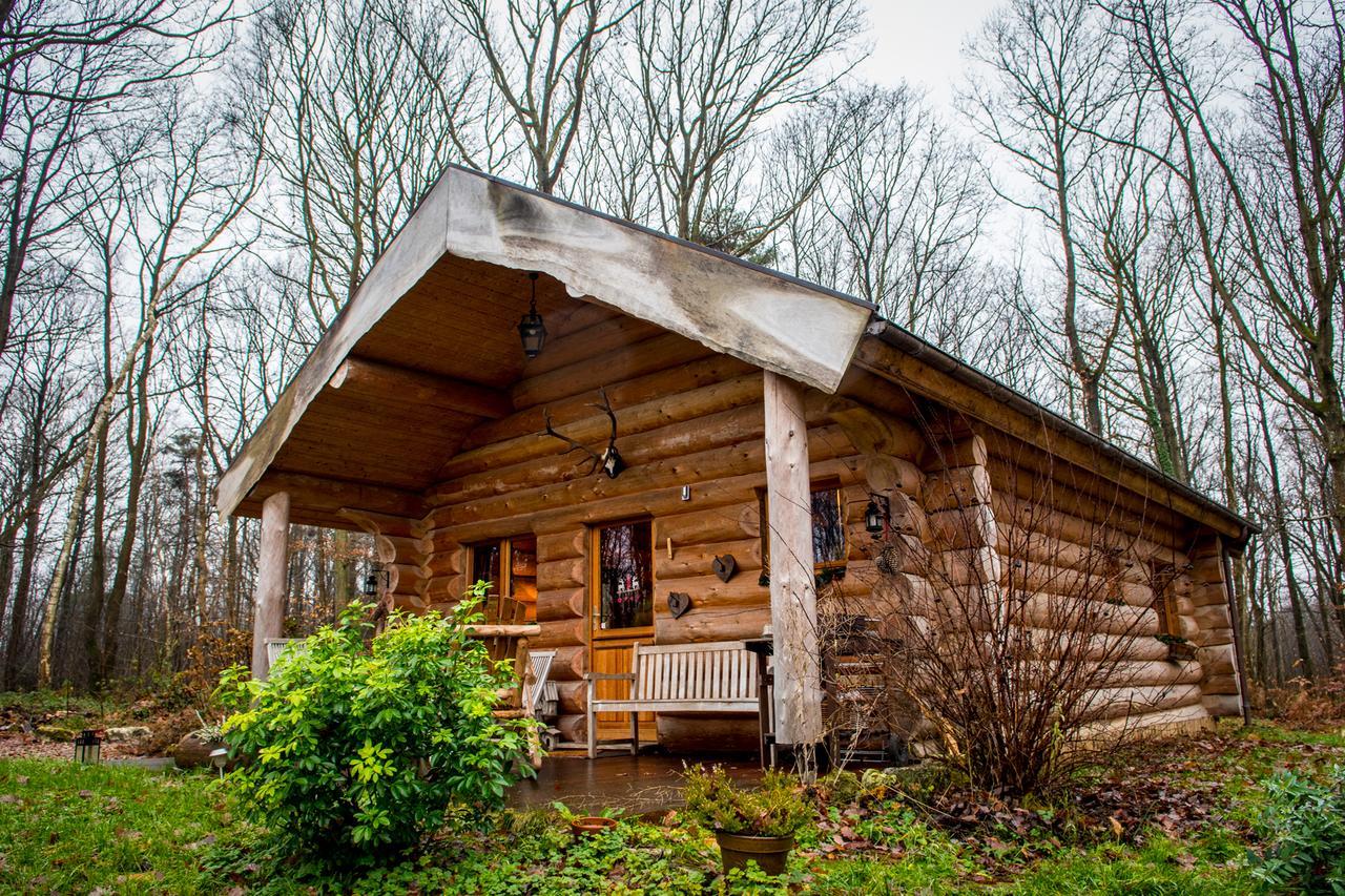 Domaine Du Vertbois Bed & Breakfast La Haye-du-Theil Exterior photo